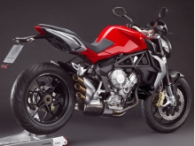 Фото MV Agusta Brutale 675  №3